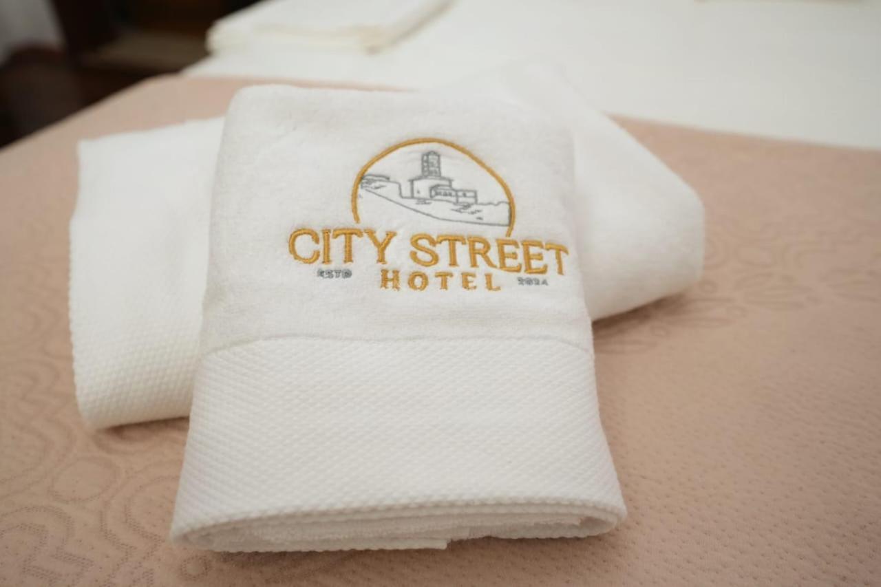 City Street Hotel Gjirokaster Ngoại thất bức ảnh