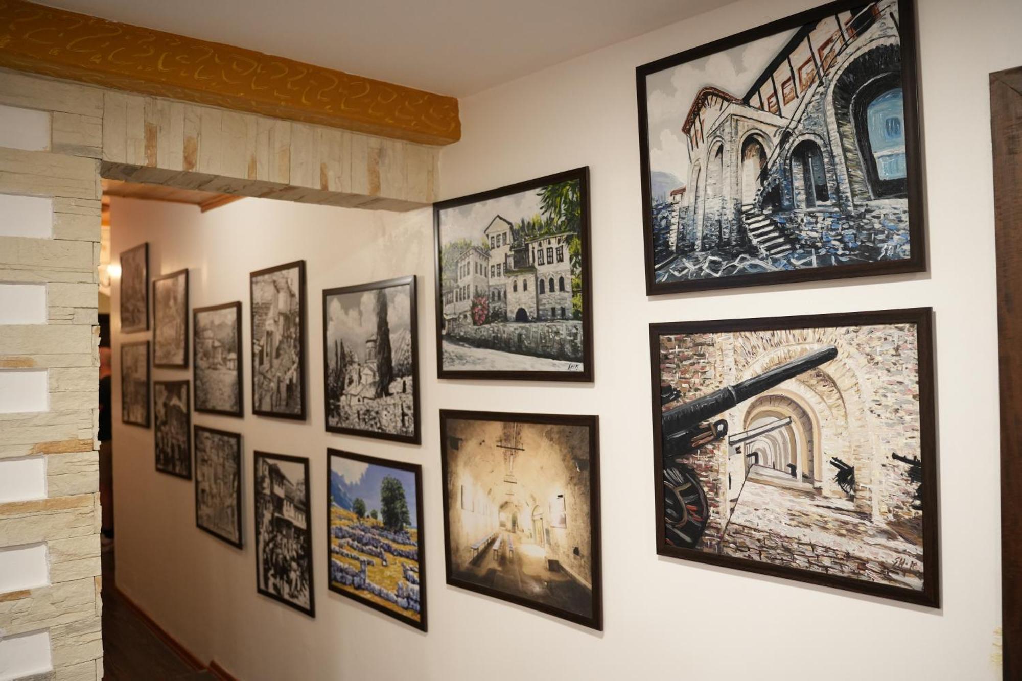City Street Hotel Gjirokaster Ngoại thất bức ảnh